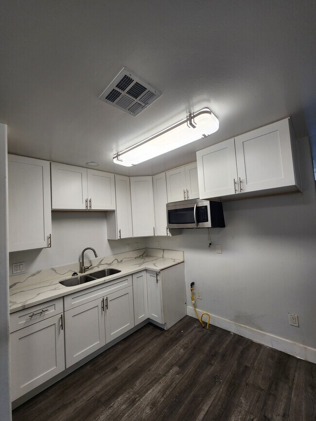 25207 Frampton Ave, Harbor City, CA 90710 Townhome Rentals in Harbor