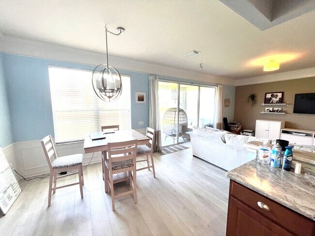 Foto del edificio - 4639 POND RIDGE Dr