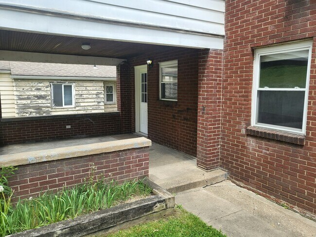 Building Photo - 4118 Jordan Street