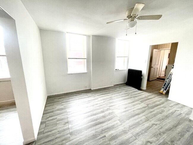 Foto del edificio - 5001 Idaho Ave