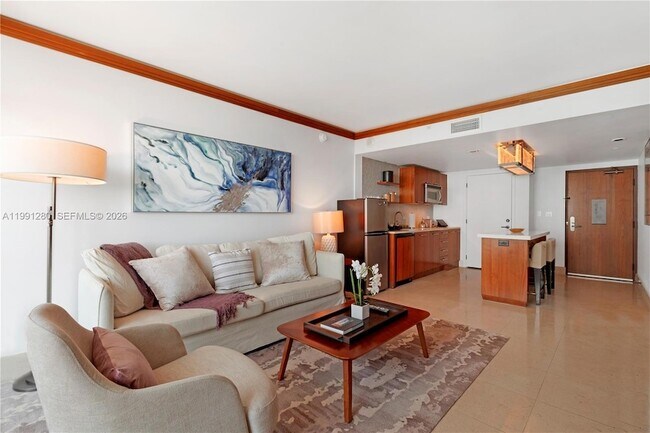 Foto del edificio - 6801 Collins Ave