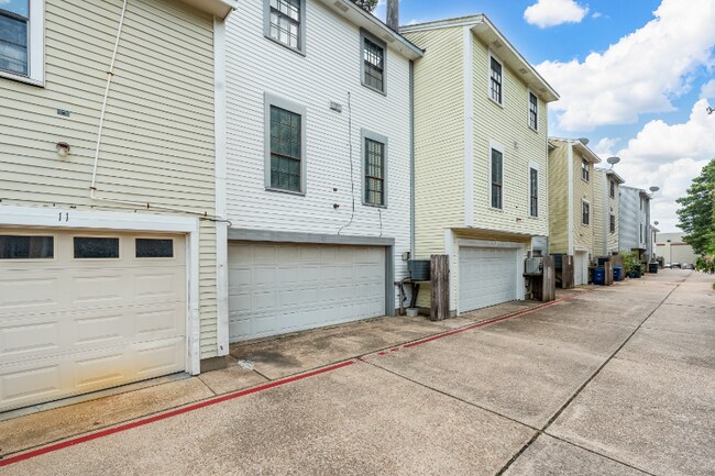 Foto del edificio - 2500 Centenary Blvd