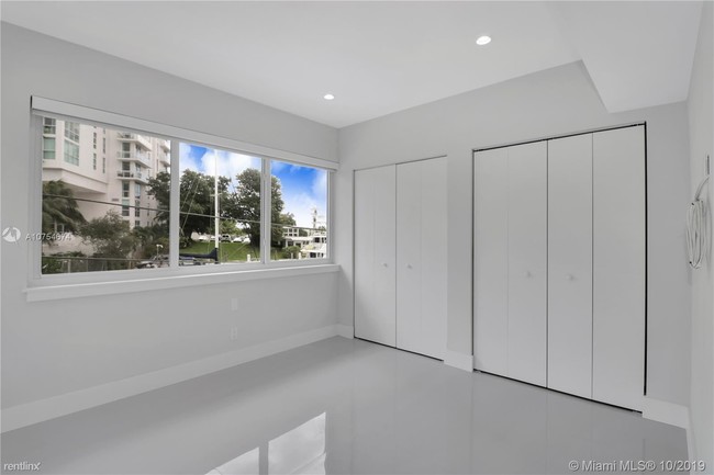 Foto del edificio - 4 br, 3 bath House - 1900 NW 13th St