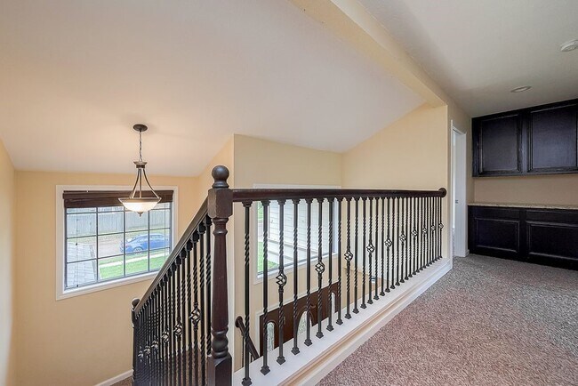 Foto del edificio - 2039 Shorewood Ln