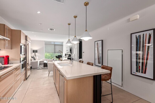 Foto del edificio - 4737 N Scottsdale Rd