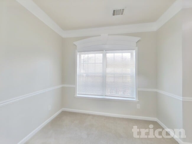 Building Photo - 130 Nowell Dr