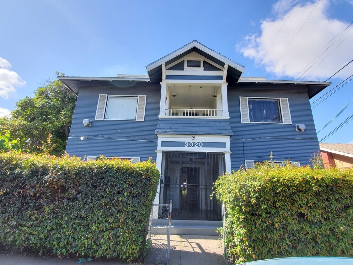 Primary Photo - 3020 Altura St