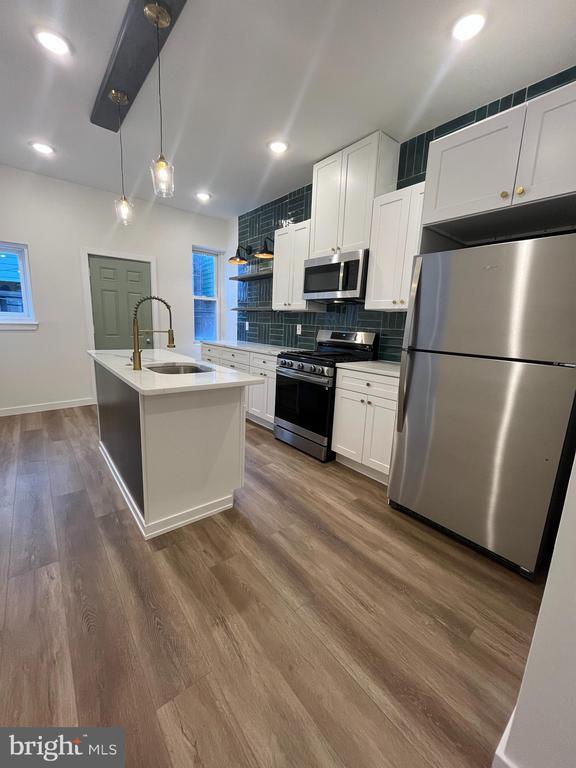 Foto del edificio - 5712 Cedar Ave