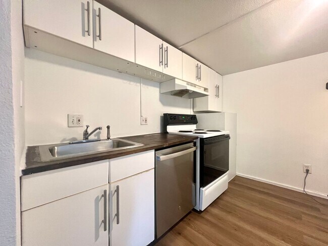 Foto del edificio - 1036 E 43rd St