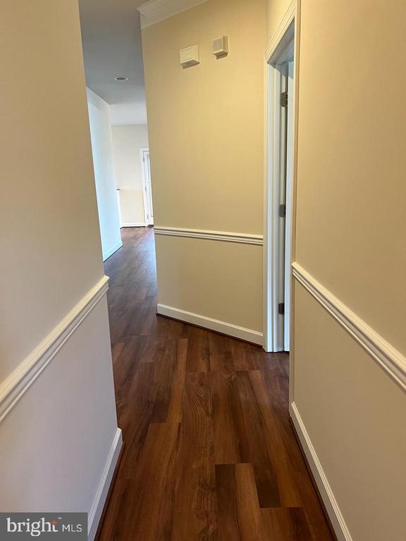Foto del edificio - 6930 Westlawn Dr