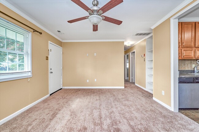 Foto del edificio - 3 Bedroom ranch in Hampton VA!