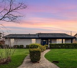Building Photo - 1614 Matagorda Dr