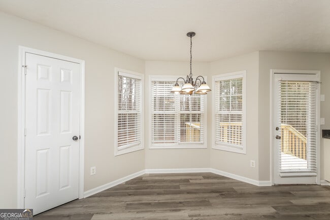 Building Photo - 34 Woodwind Dr