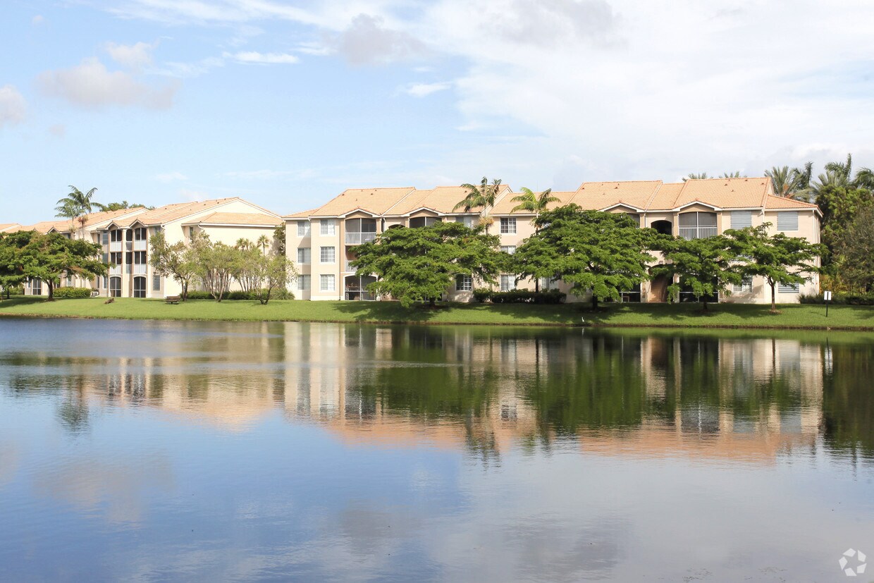 ARIUM Sunrise Apartments in Sunrise, FL