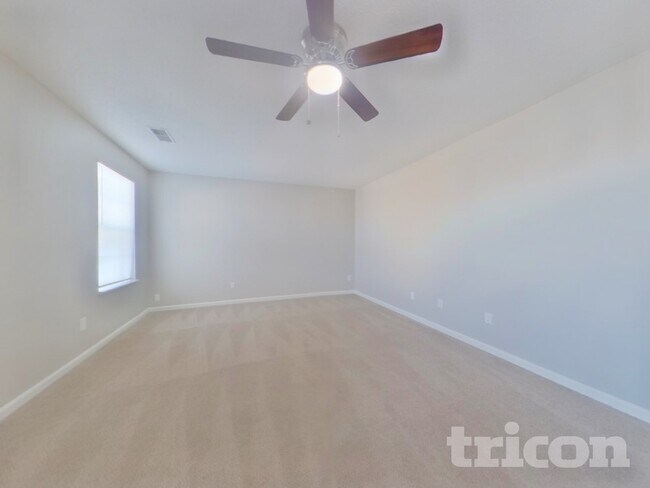 Foto del edificio - 386 Fox Trot Dr