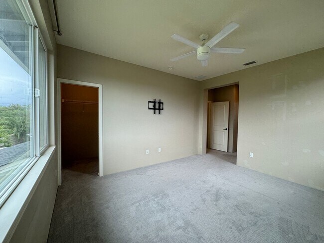 Building Photo - For Rent - [Coral Ridge] 91-520 Kakaha St