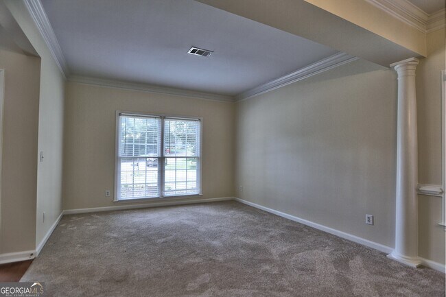 Building Photo - 2311 Ravinia Ct NE