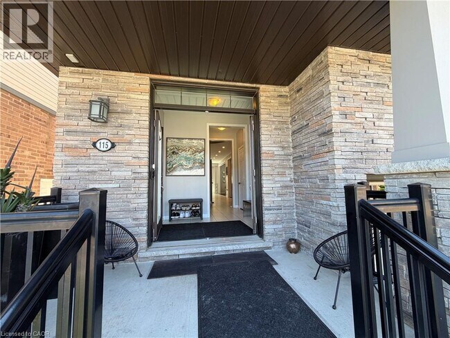 Building Photo - 115 Pagebrook Cres