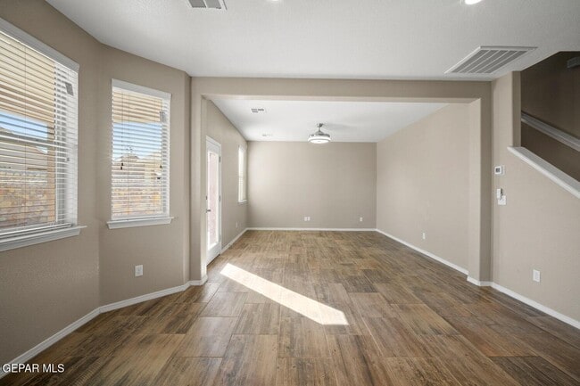 Building Photo - 12872 Cruiser Ct