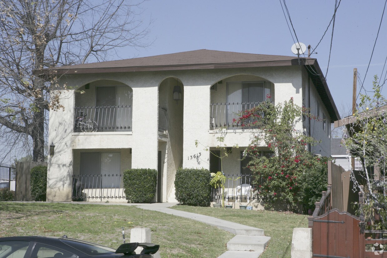 Foto principal - 13613 Mar Vista St