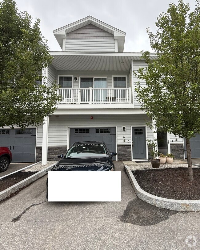 Building Photo - 1 Camelia Ave