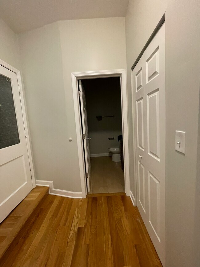 Building Photo - 3524 W Fullerton Ave