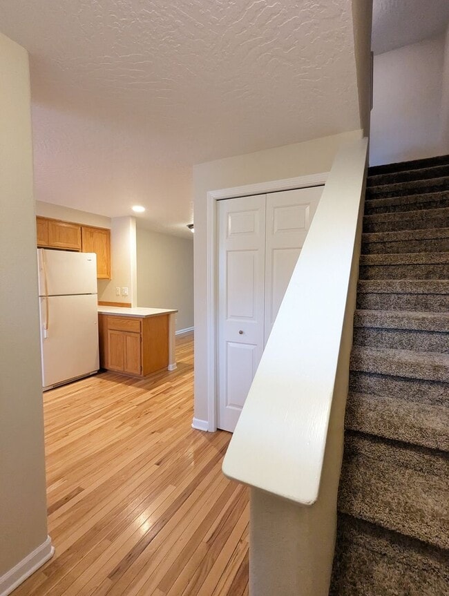 Building Photo - Beautiful 2-Bedroom, 1.5-Bath Condo. Landscaping included!
