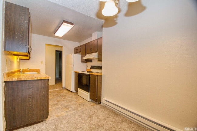 Building Photo - 3916 Clear Acre Ln