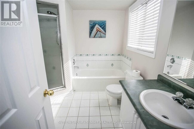 Building Photo - 5828 Tenth Line W