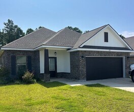 Building Photo - 6914 Summerset Dr