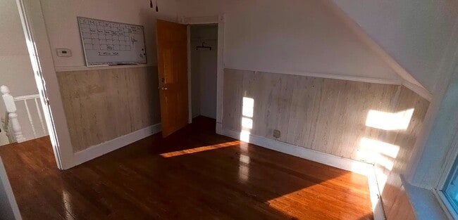 Building Photo - 24 Beyer Pl