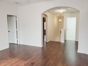 Building Photo - 18819 Knobby Oaks Pl