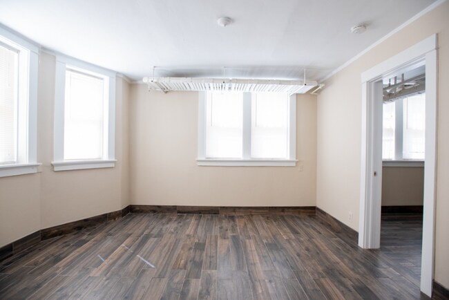 Foto del edificio - 1704 E Locust St