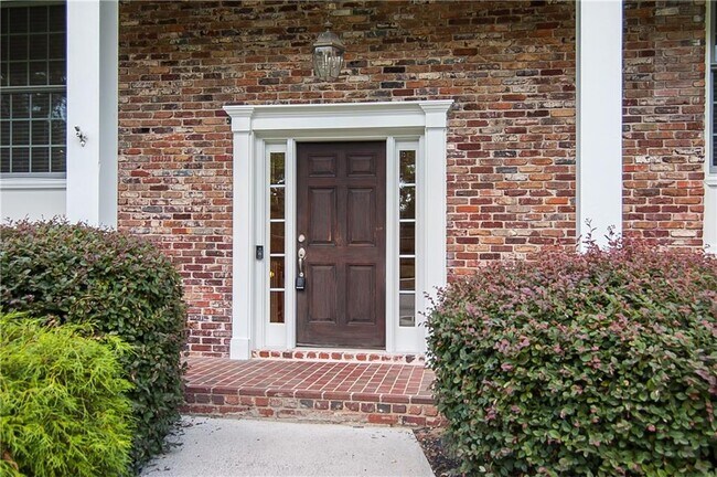 Building Photo - 2154 Fisher Trail NE