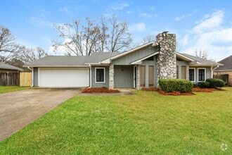 Building Photo - 104 Moss Wood Ln