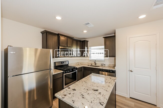 Building Photo - 327 Condie Russell Ave