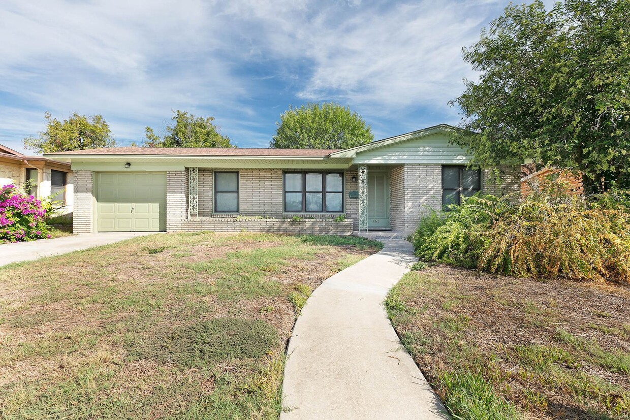 Primary Photo - 2 br, 1 bath House - 463 Cherry Ridge