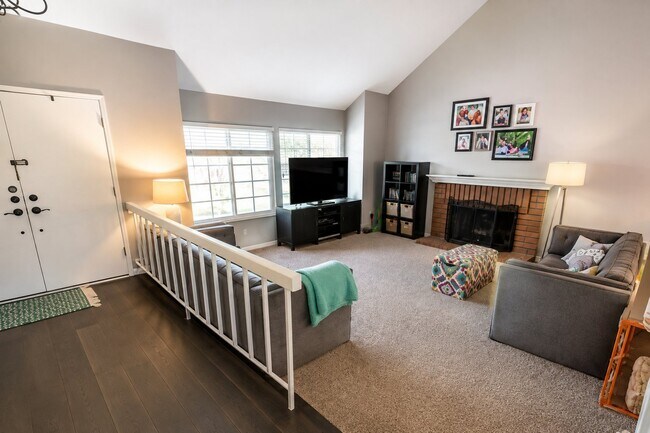 Foto del edificio - 1804 Sweet Briar Pl