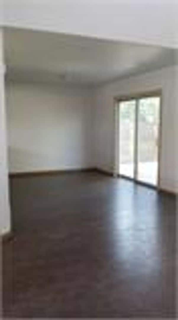 Building Photo - 1216 Mountview Dr