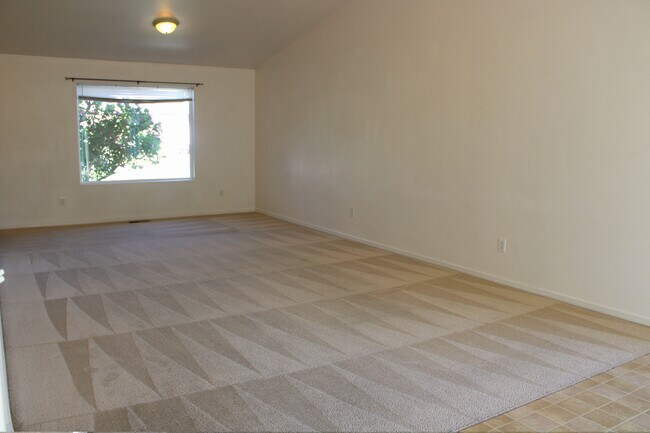 Foto del edificio - 1503 Trisha Way