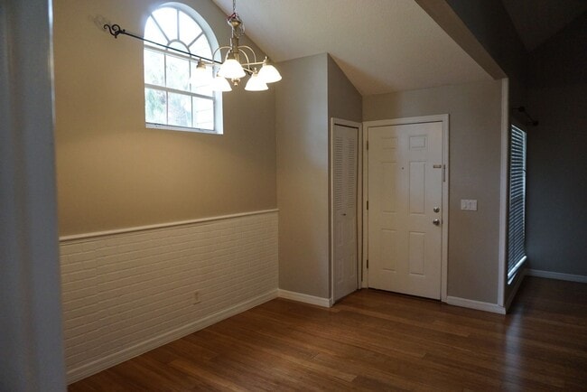 Building Photo - Condo in Lake Mary 2/2+ loft