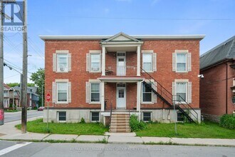 Building Photo - 135 Concord St S