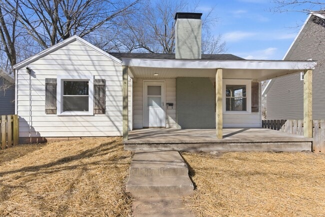 Building Photo - 421 S Fort Ave