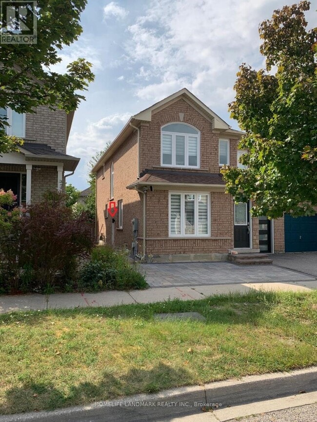 Building Photo - 18 Holmwood St