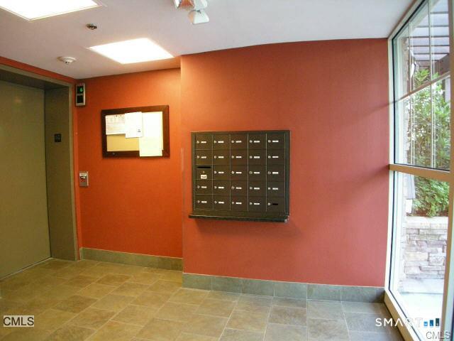Foto del edificio - 111 Richards Ave