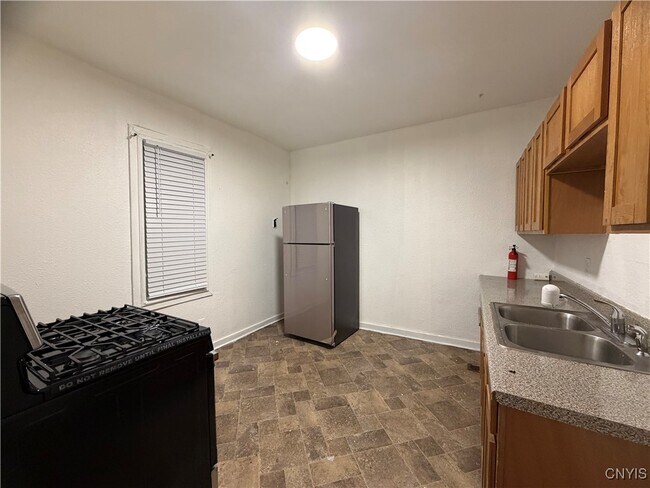 Foto del edificio - 1208 City St