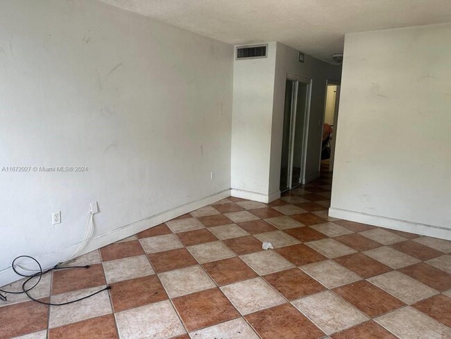 Foto del edificio - 1 bedroom in North miami FL 33179