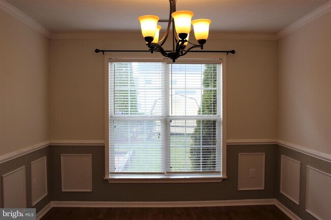 Building Photo - 5205 Sauger Ct