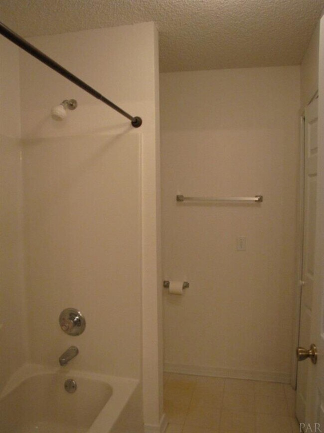 Foto del edificio - 2312 Trailwood Dr