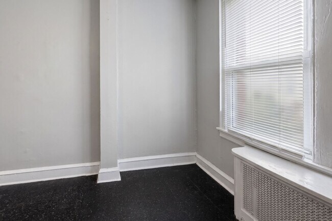 Foto del edificio - 6724 Wyncote Ave